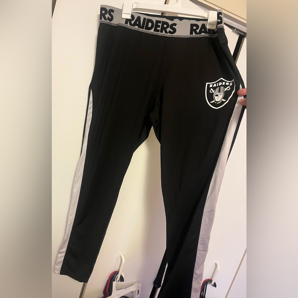 Raiders leggings